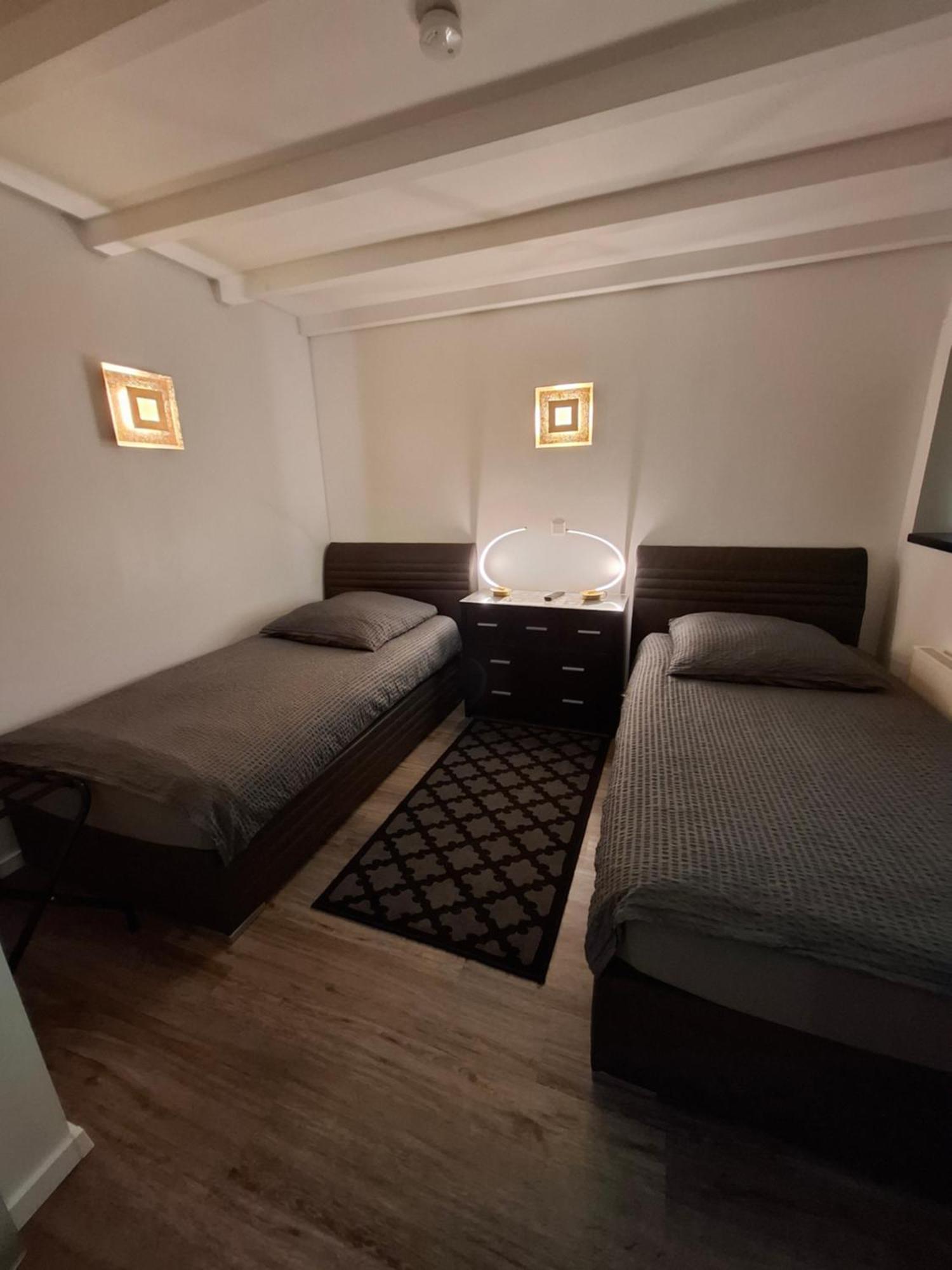 Die Hotelalternative Solingen Luaran gambar