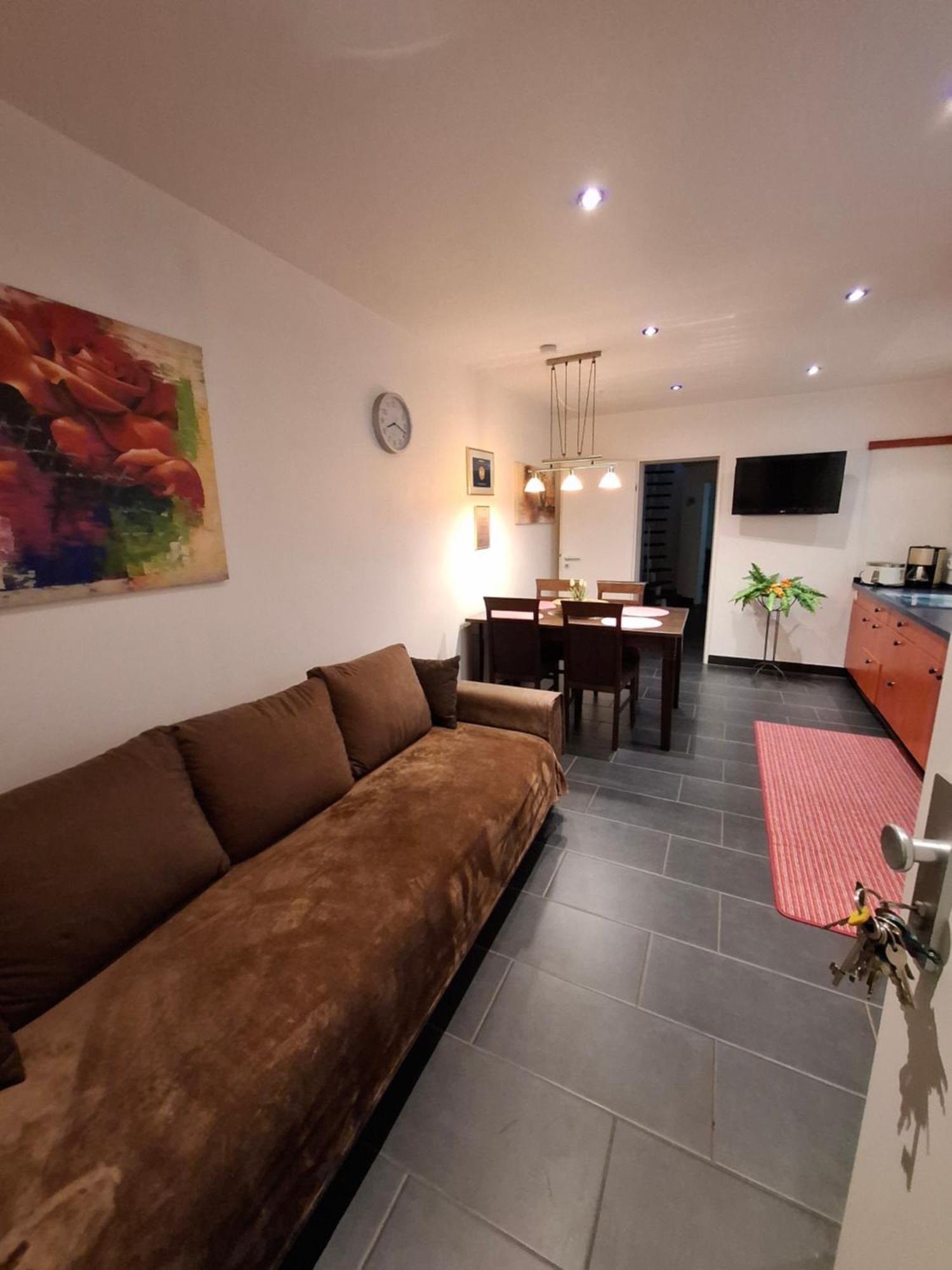 Die Hotelalternative Solingen Luaran gambar