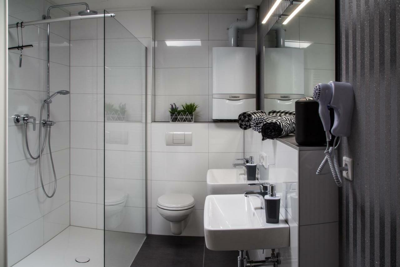 Die Hotelalternative Solingen Luaran gambar